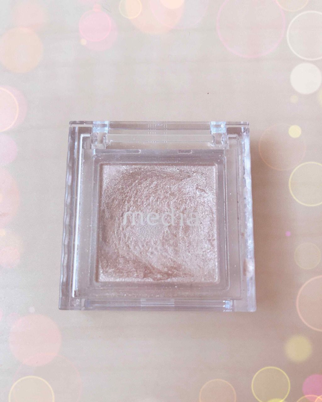 ブライトアップアイシャドウ/media/単色アイシャドウを使ったクチコミ（2枚目）