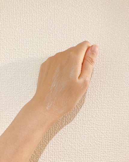 アセロラダークスポット&ブレミッシュ ケア クリーム/RAVIEL/フェイスクリームを使ったクチコミ(5枚目)