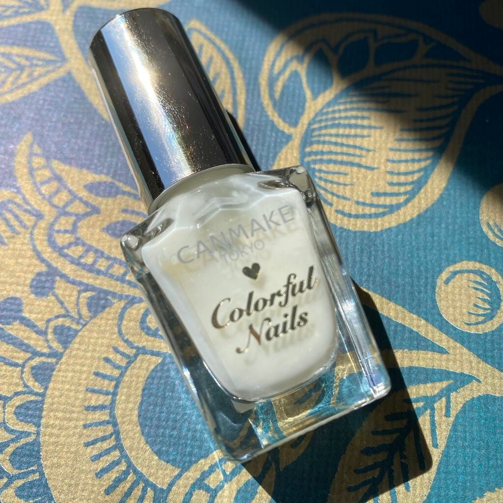 カラフルネイルズ/キャンメイク/マニキュアを使ったクチコミ(3枚目)