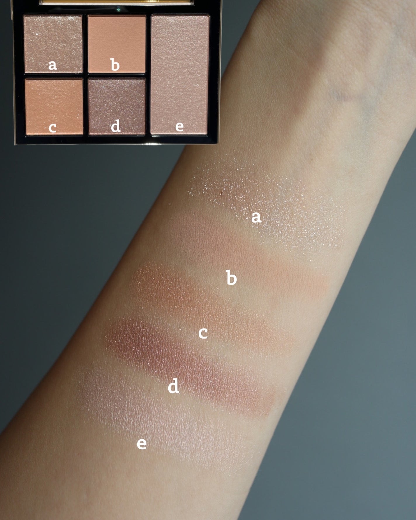 フェイス スタイリスト/SNIDEL BEAUTY/アイシャドウパレットを使ったクチコミ(3枚目)