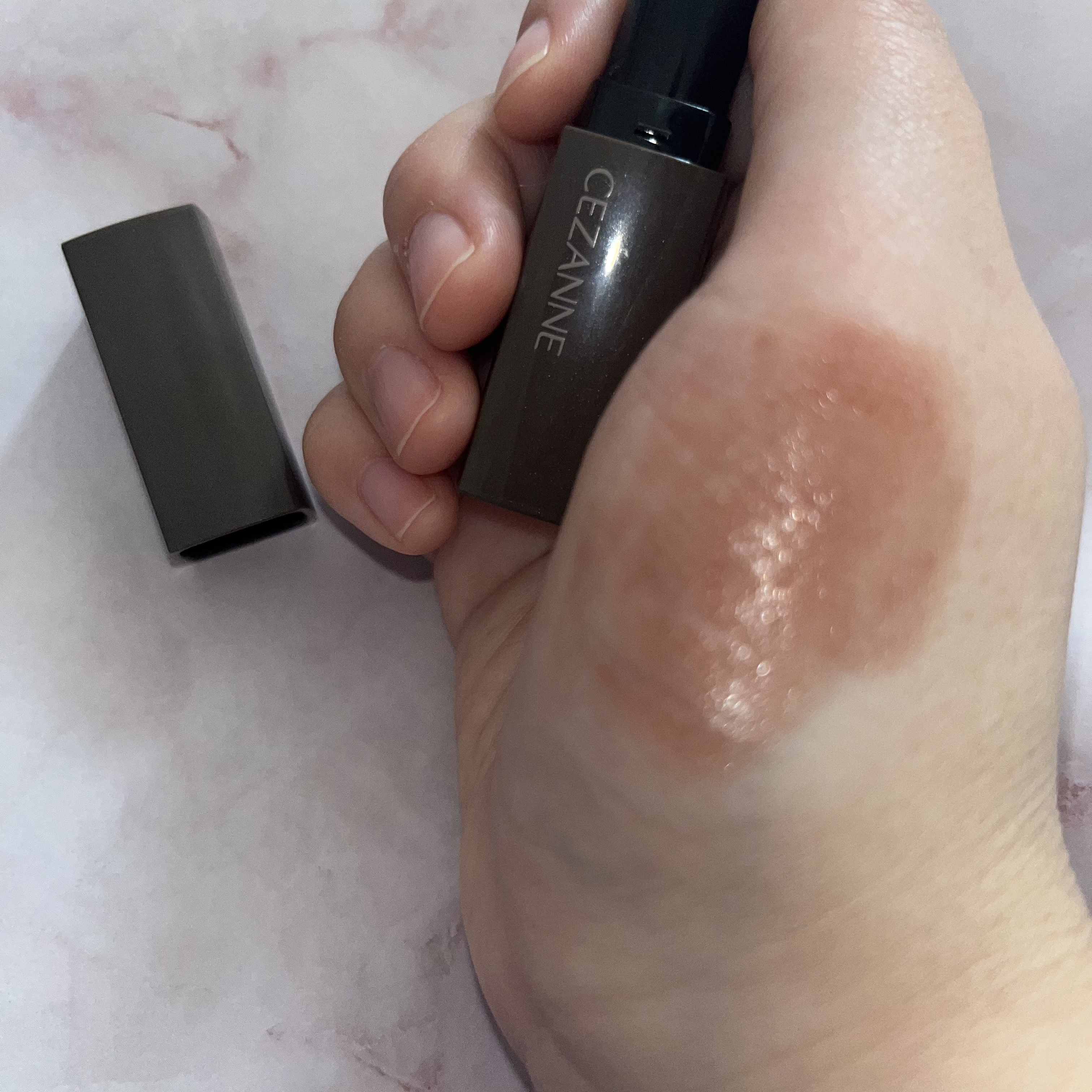 リップカラーシールド/CEZANNE/口紅を使ったクチコミ（2枚目）