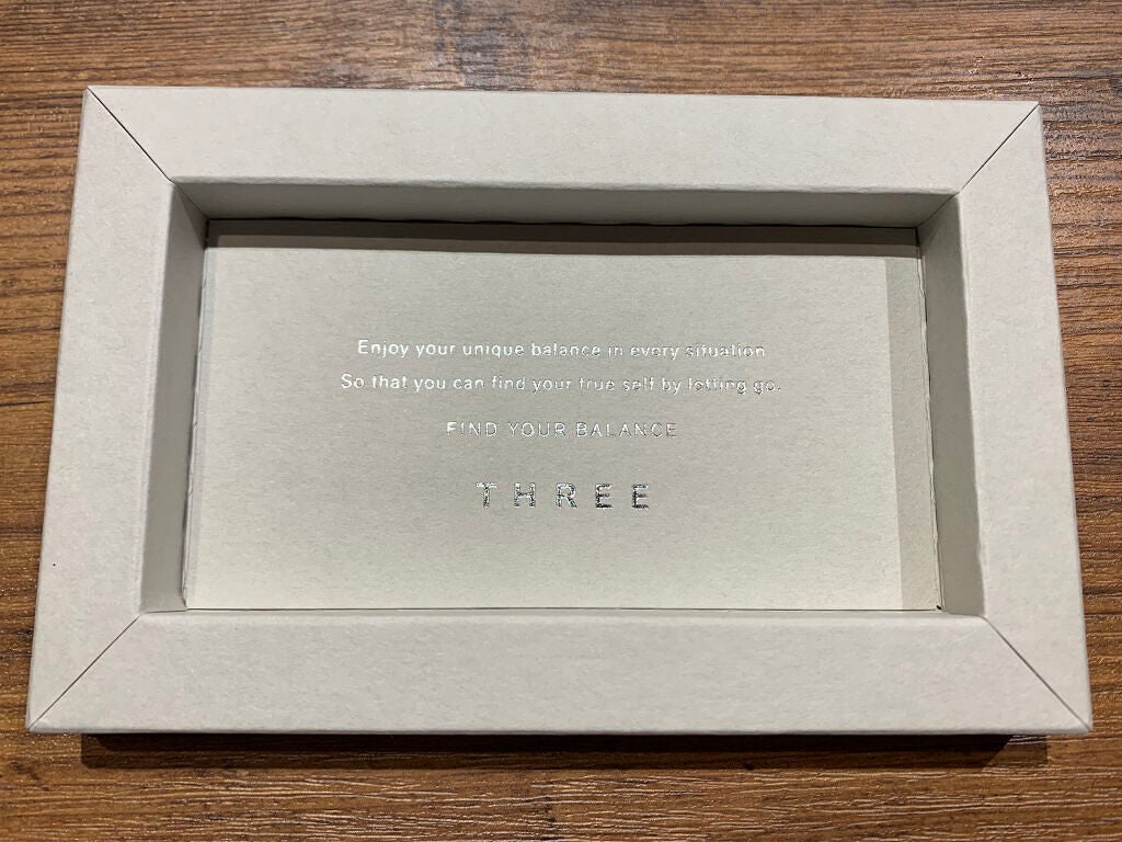 かえでLGBTQ(P) on LIPS 「こんにちは!今日は、threeでバースデーギフトとしていただい..」(3枚目)