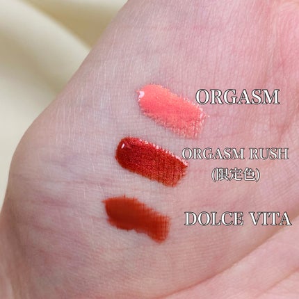 インヴァイトオンリー ミニアフターグロー リキッドブラッシュセット/NARS/メイクアップキットを使ったクチコミ(2枚目)