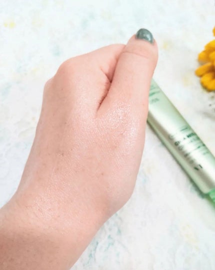 エッセンスサンパクト/VT/化粧下地を使ったクチコミ(4枚目)