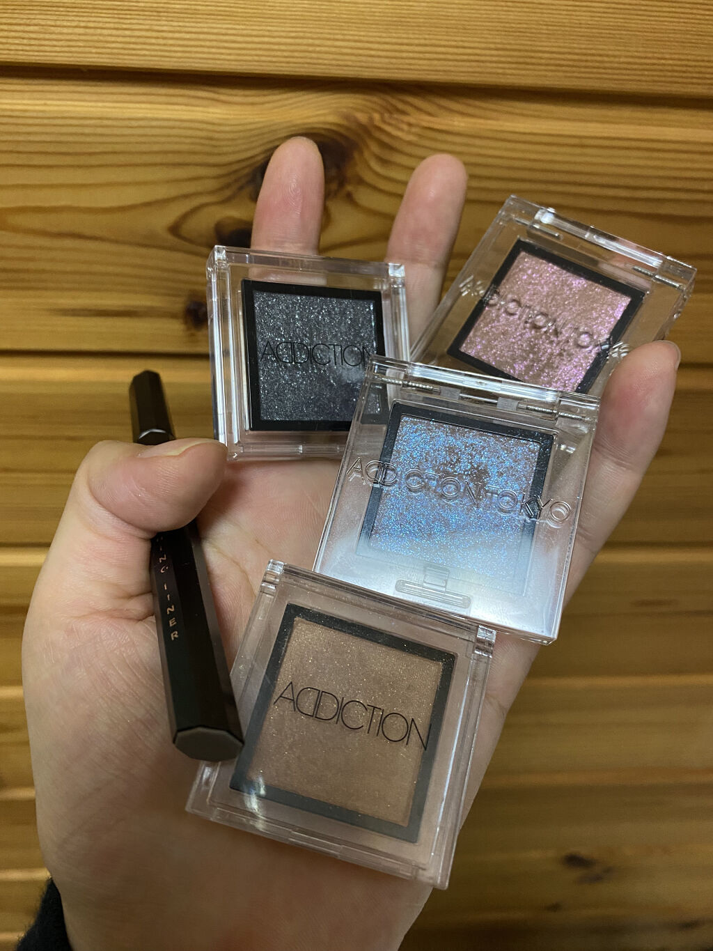 アディクション ザ アイシャドウ 06 Ghost Dance (P) /ADDICTION/単色アイシャドウを使ったクチコミ（2枚目）