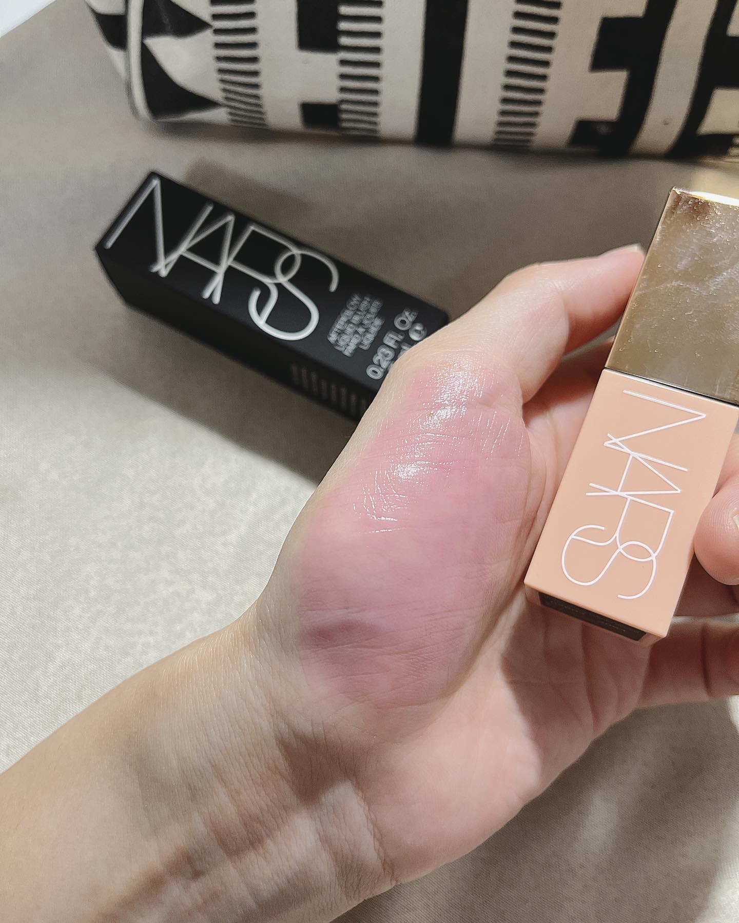  アフターグロー　リキッドブラッシュ/NARS/リキッドチークを使ったクチコミ（3枚目）