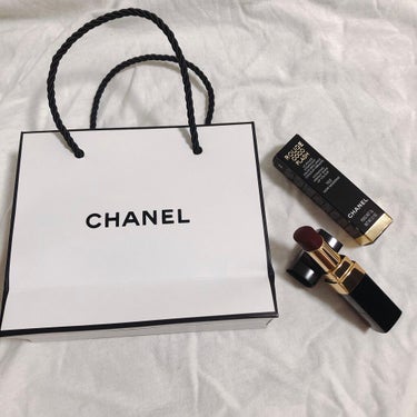 ルージュ ココ フラッシュ 102 ヌワール モデルヌ/CHANEL/口紅を使ったクチコミ（1枚目）