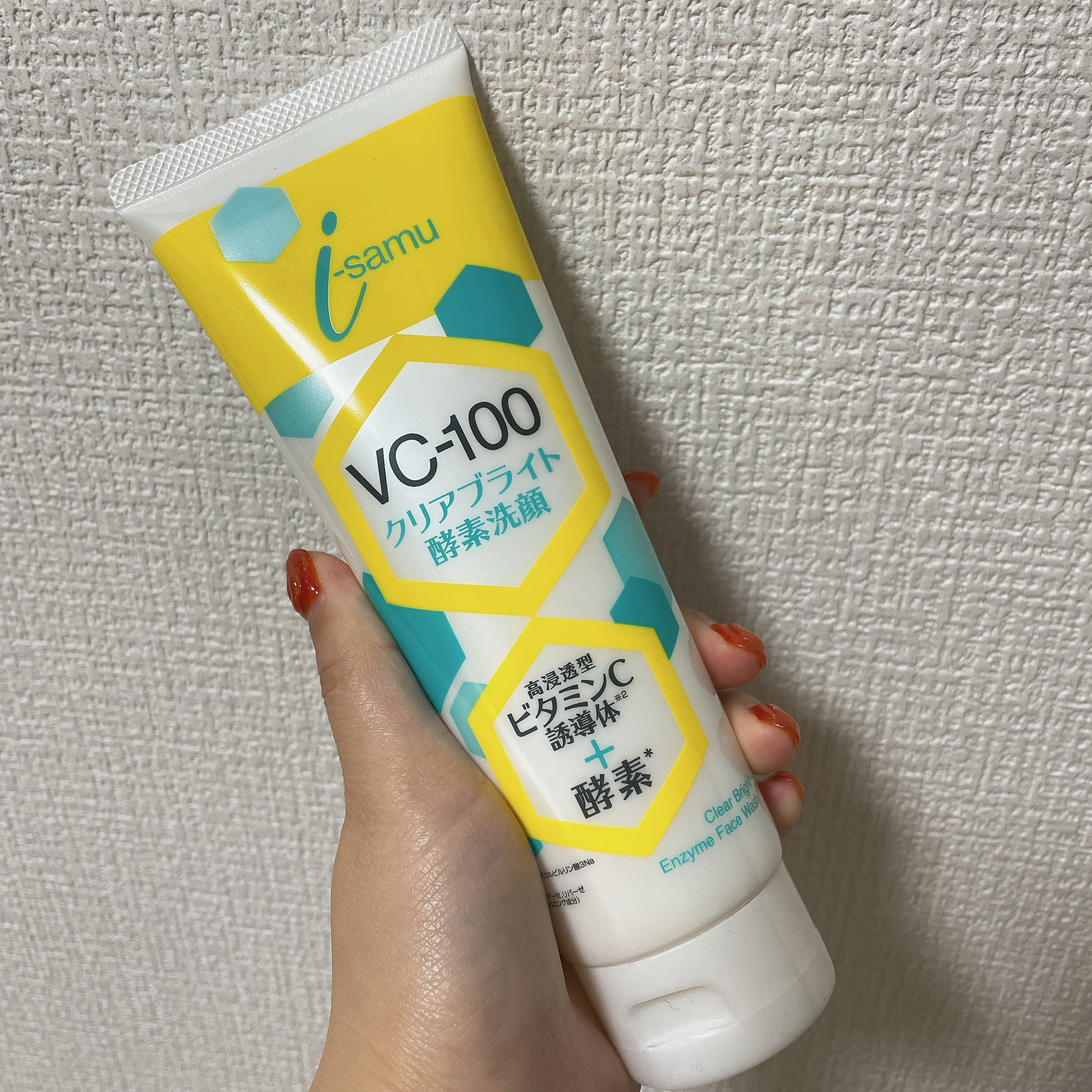 VCE洗顔フォーム/i-samu/洗顔フォームを使ったクチコミ（1枚目）