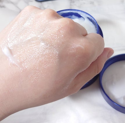 ニベア ロイヤルブルーボディクリーム うるおい密封ケア/ニベア/ボディクリームを使ったクチコミ(3枚目)