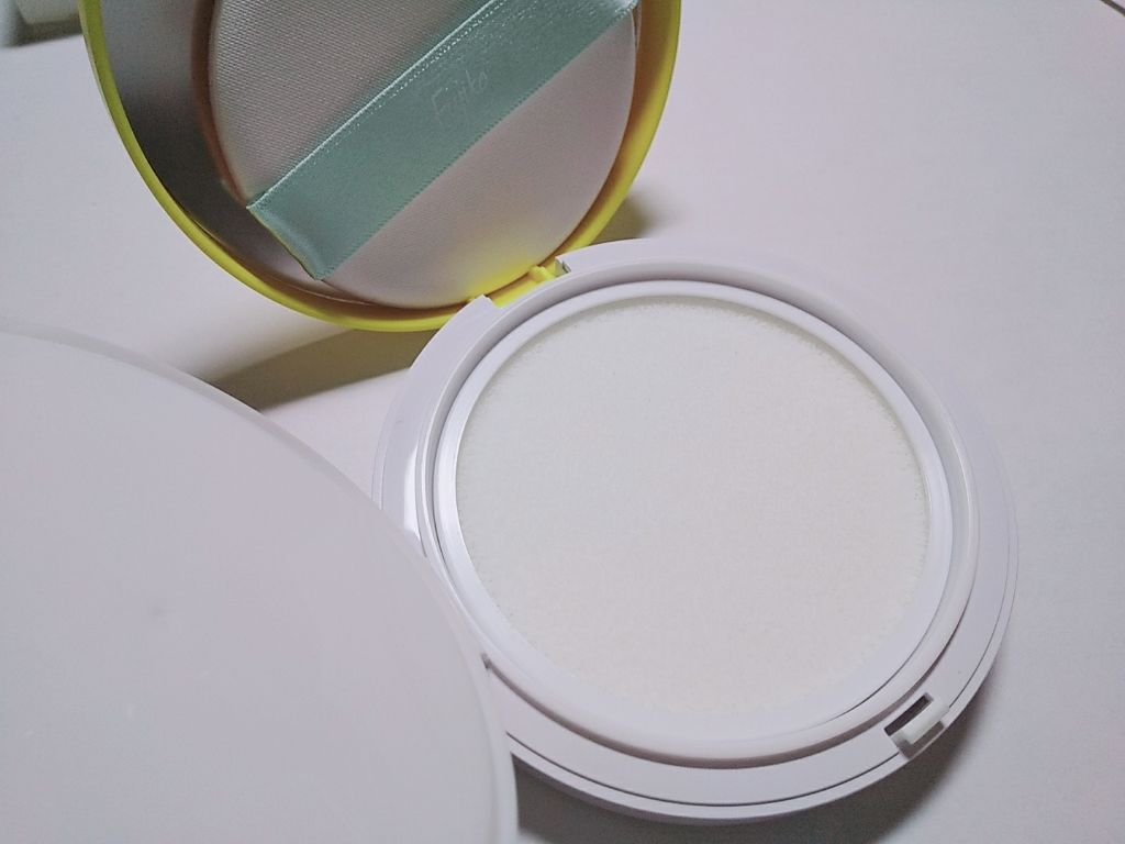 フジコあぶらとりウォーターパウダー/Fujiko/プレストパウダーを使ったクチコミ（2枚目）