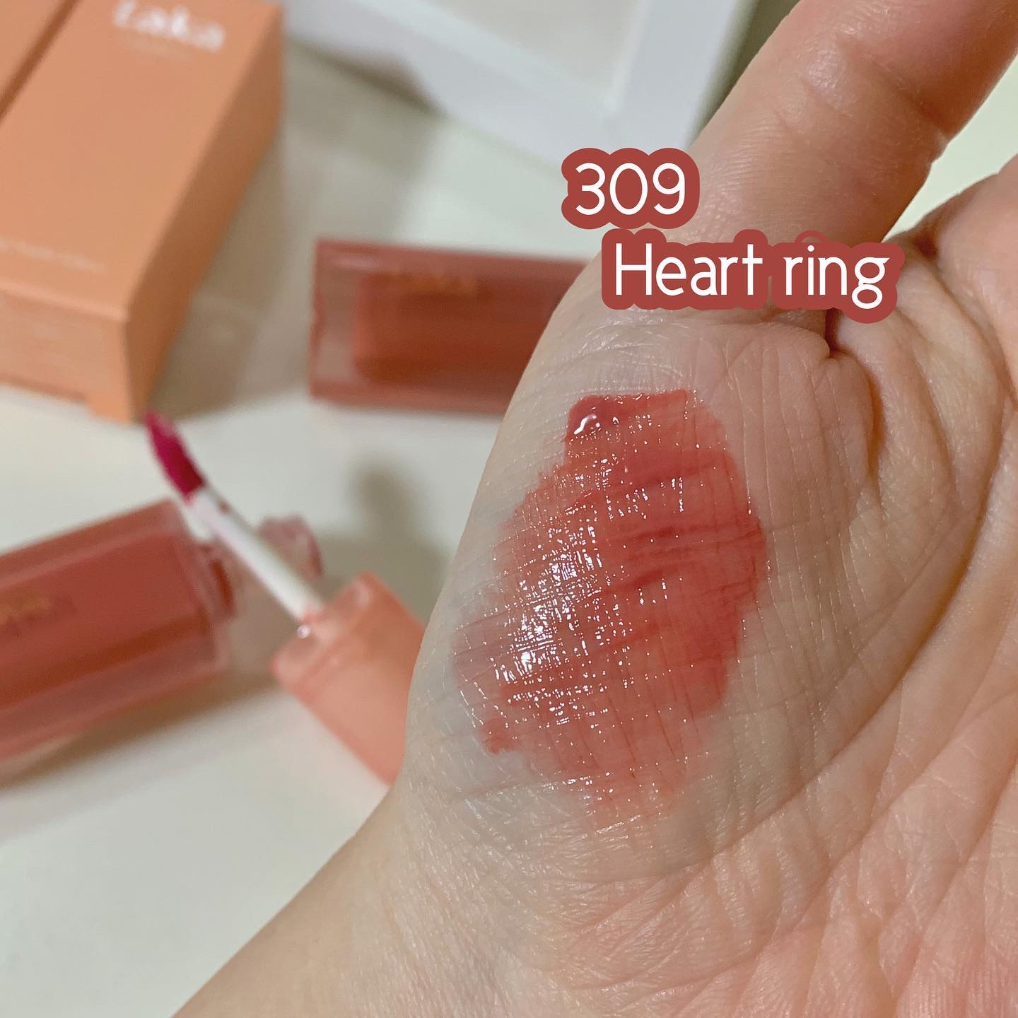 ジェリーイングヌードグロス/Laka/リップグロスを使ったクチコミ（3枚目）