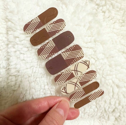 DAISO×紗々 UV GEL ネイルシール/DAISO/ネイルシールを使ったクチコミ(4枚目)