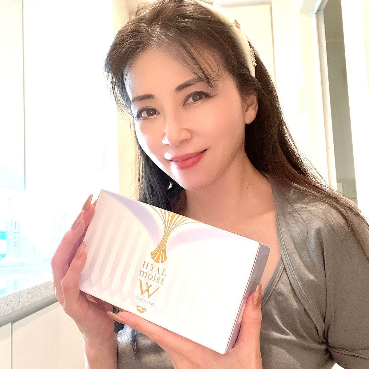 Shiho Arai on LIPS 「・・ヒアルモイストW10本パックお試しさせていただきました。肌..」(2枚目)