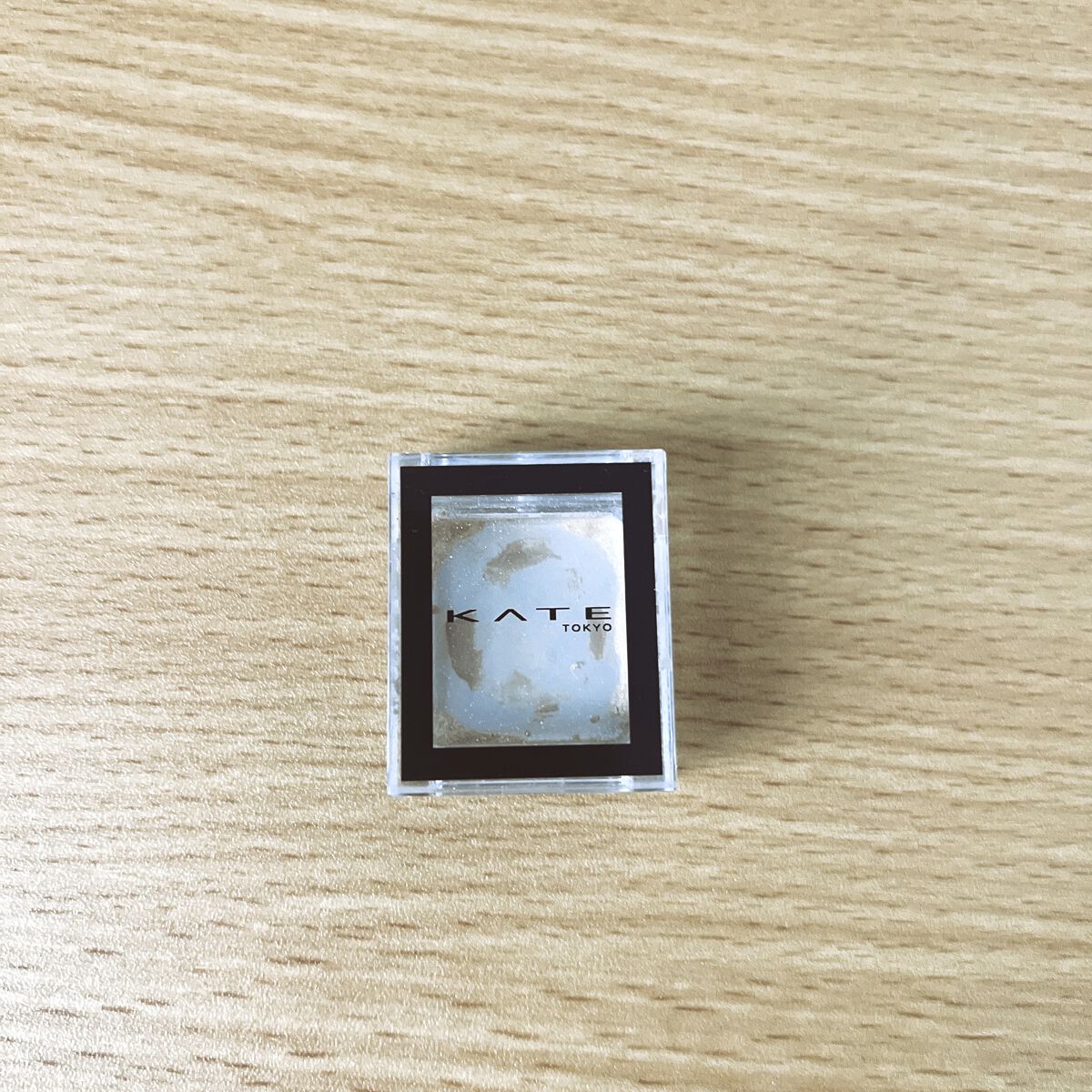 ケイト ザ アイカラー 002 イエローベージュ/KATE/単色アイシャドウを使ったクチコミ（1枚目）