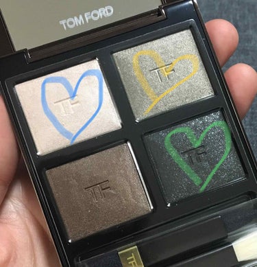 アイ カラー クォード/TOM FORD BEAUTY/パウダーアイシャドウを使ったクチコミ（1枚目）