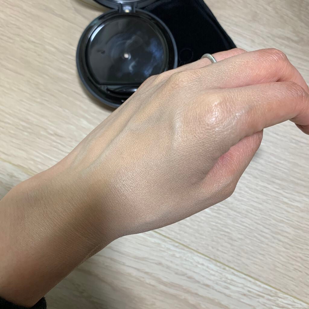 ミネラルリキッドリー ファンデーション SPF22 PA++/MiMC/リキッドファンデーションを使ったクチコミ(3枚目)