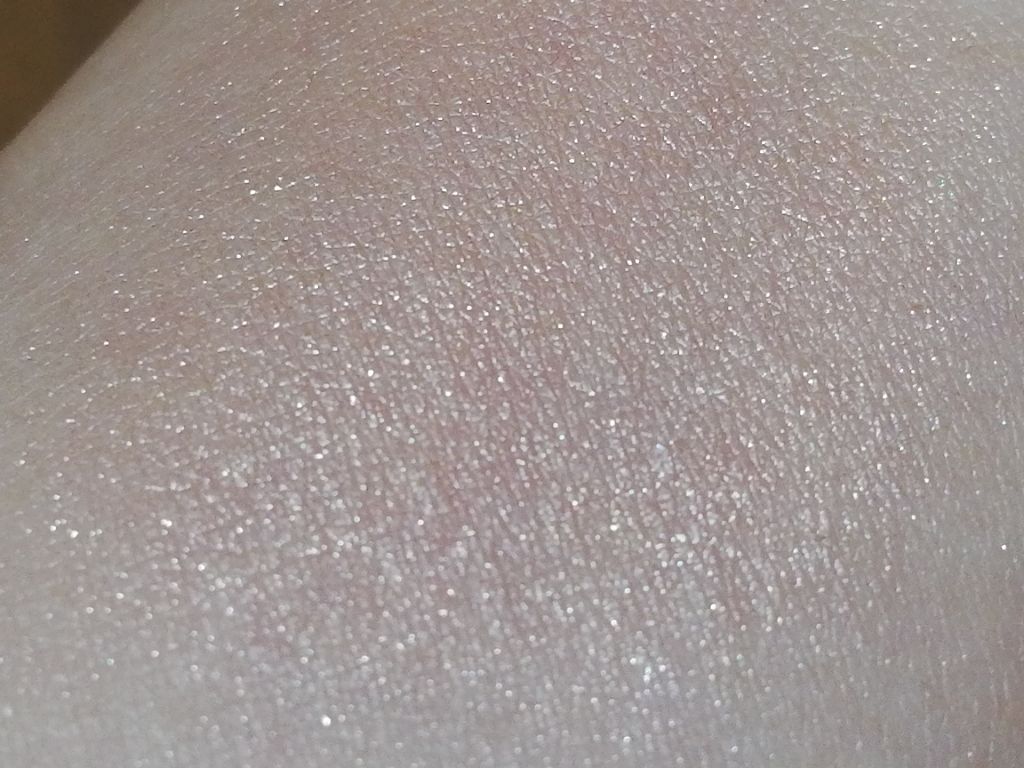 アディクション ザ アイシャドウ/ADDICTION/単色アイシャドウを使ったクチコミ(2枚目)