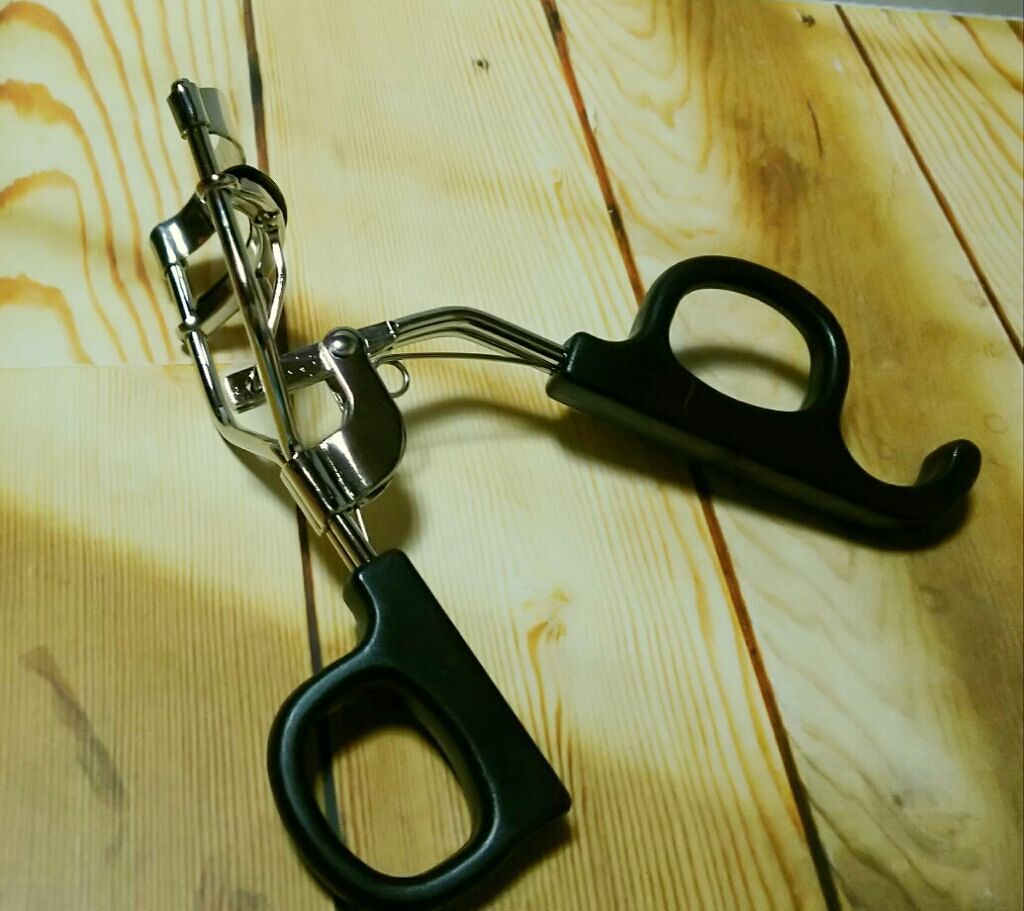 アイラッシュカーラー/DAISO/ビューラーを使ったクチコミ(2枚目)