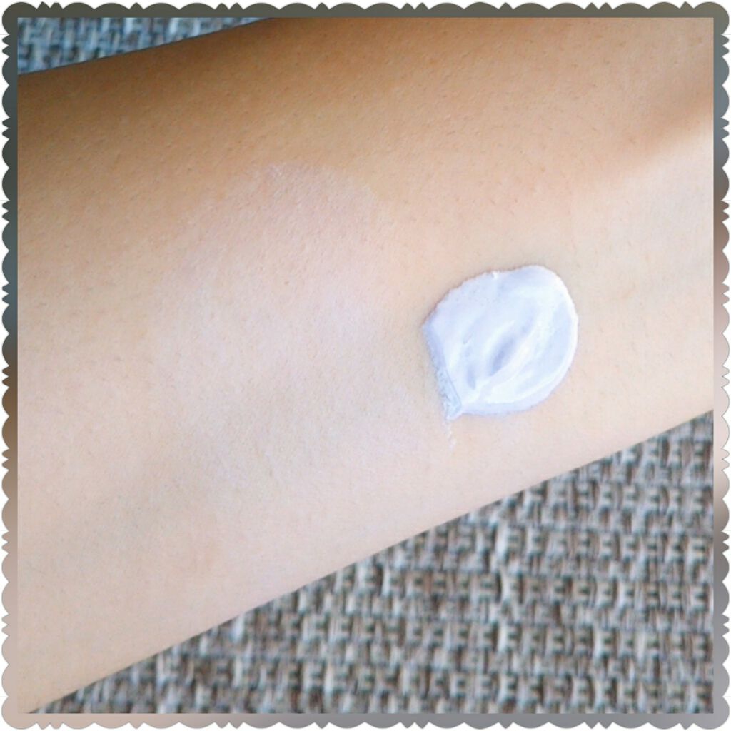 エアコットンメイクアップべース /THE FACE SHOP/化粧下地を使ったクチコミ（2枚目）