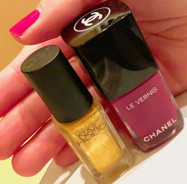 ヴェルニ ロング トゥニュ 572 アンブレマティック/CHANEL/マニキュアを使ったクチコミ（1枚目）