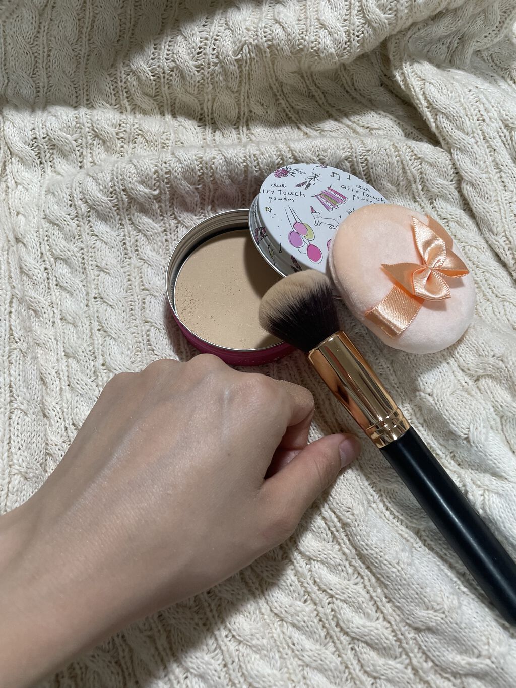 エアリータッチパウダー b/クラブ/プレストパウダーを使ったクチコミ（1枚目）