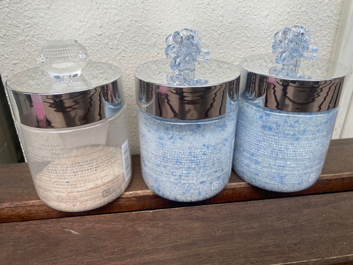 アロマティックバスソルト ホワイトフローラル/JILL STUART/無機塩系入浴剤を使ったクチコミ(2枚目)