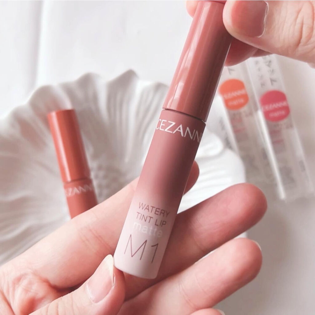 ウォータリーティントリップ マット/CEZANNE/リップティントを使ったクチコミ（2枚目）
