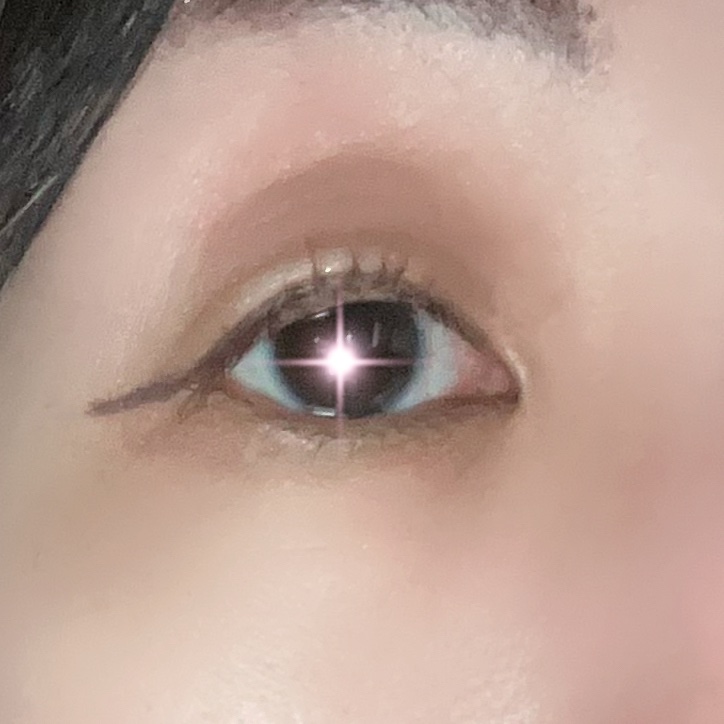 スキルレスライナー/LUMIURGLAS/リキッドアイライナーを使ったクチコミ（3枚目）