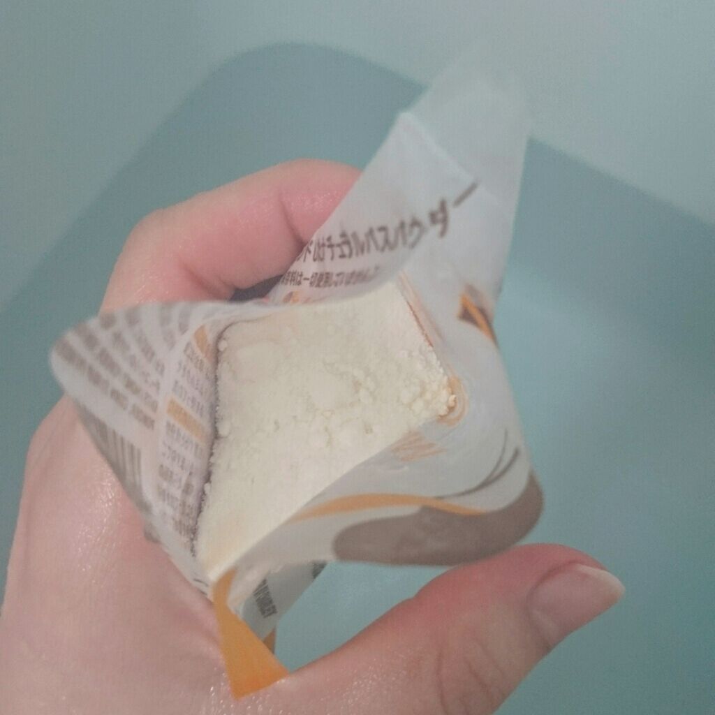 ハニーミルクバス/charley/入浴剤を使ったクチコミ（3枚目）