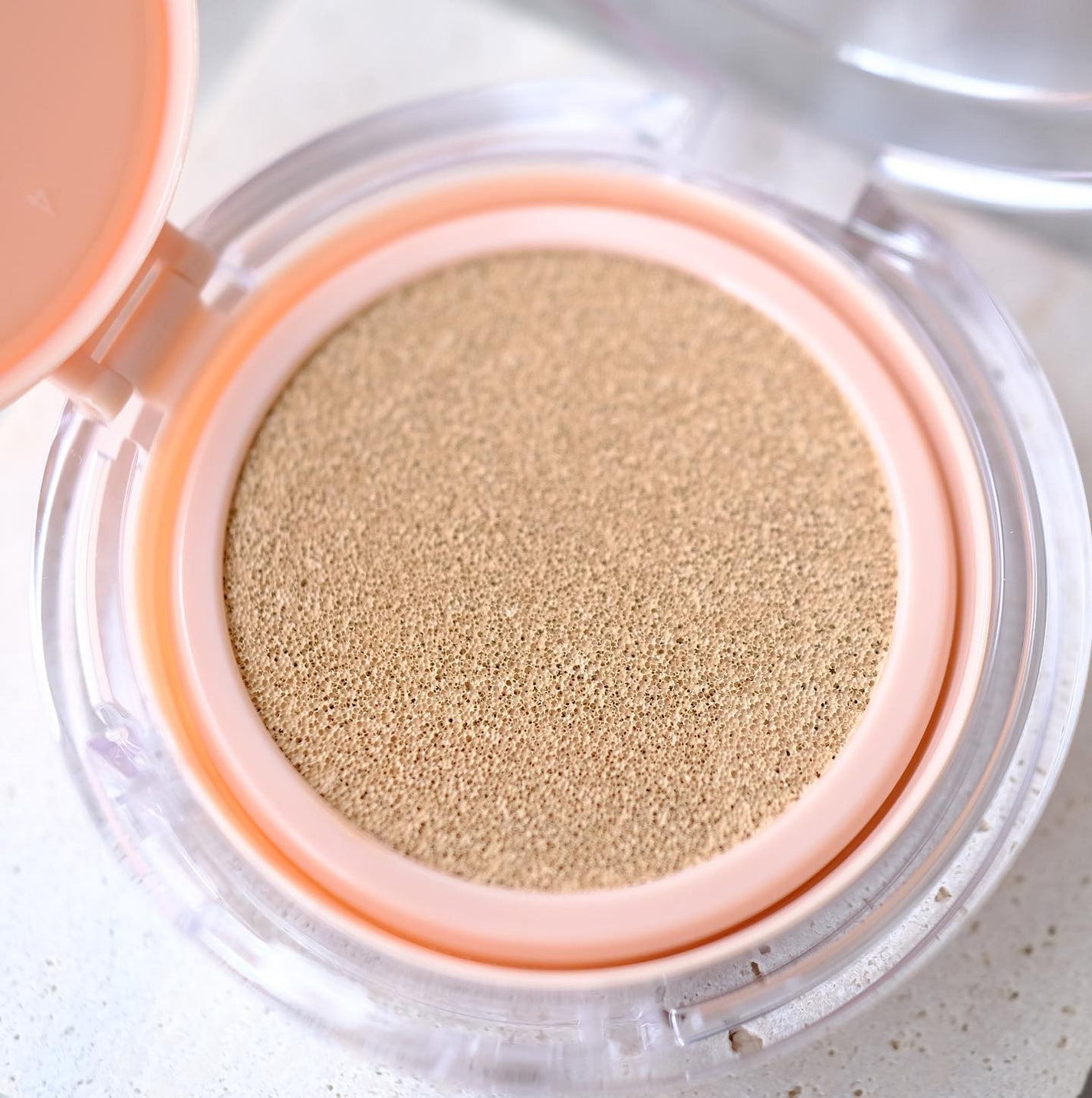 デューイーグロー フィッティング クッション/HASH/クッションファンデーションを使ったクチコミ(4枚目)