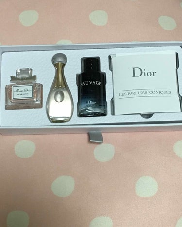 Dior ミスディオールセントコレクションのクチコミ「ディオールでたくさん買ってると誕生日にステキなプレゼントがもらえます！

毎年違うそうです💜
.....」（1枚目）