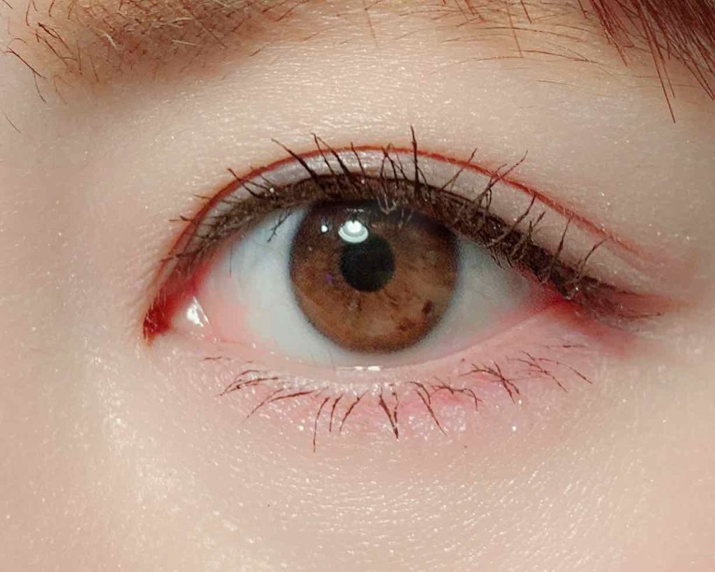 フローレスグロウ リッドテクスチャー アイシャドウ/CHICCA/アイシャドウパレットを使ったクチコミ(3枚目)