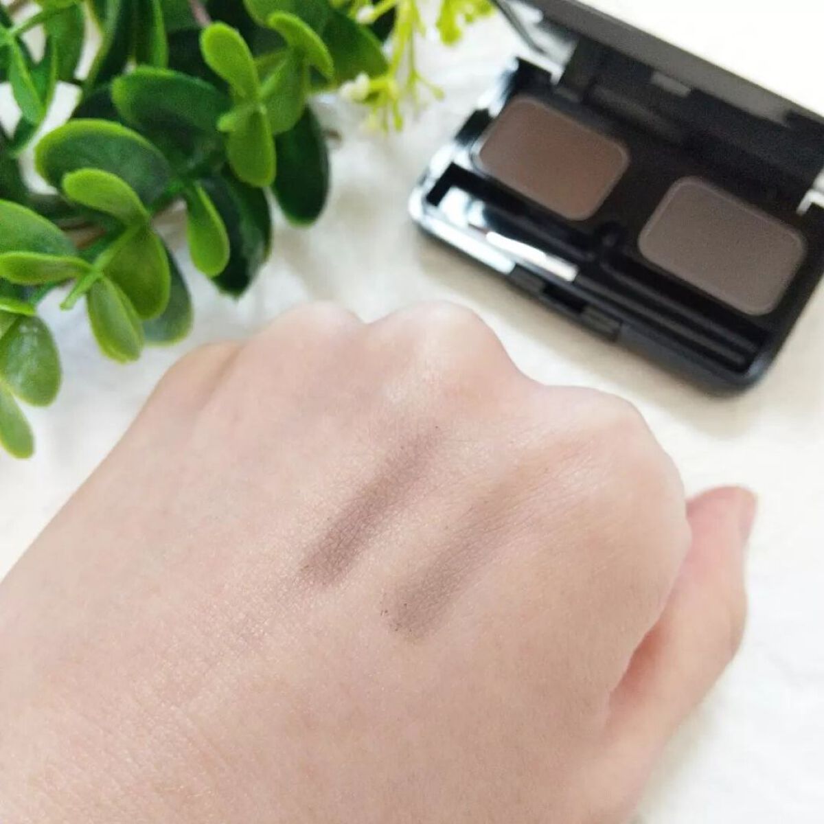 さくら on LIPS 「アデランスが展開するブランド「ビューステージ」から生まれたアイ..」(4枚目)