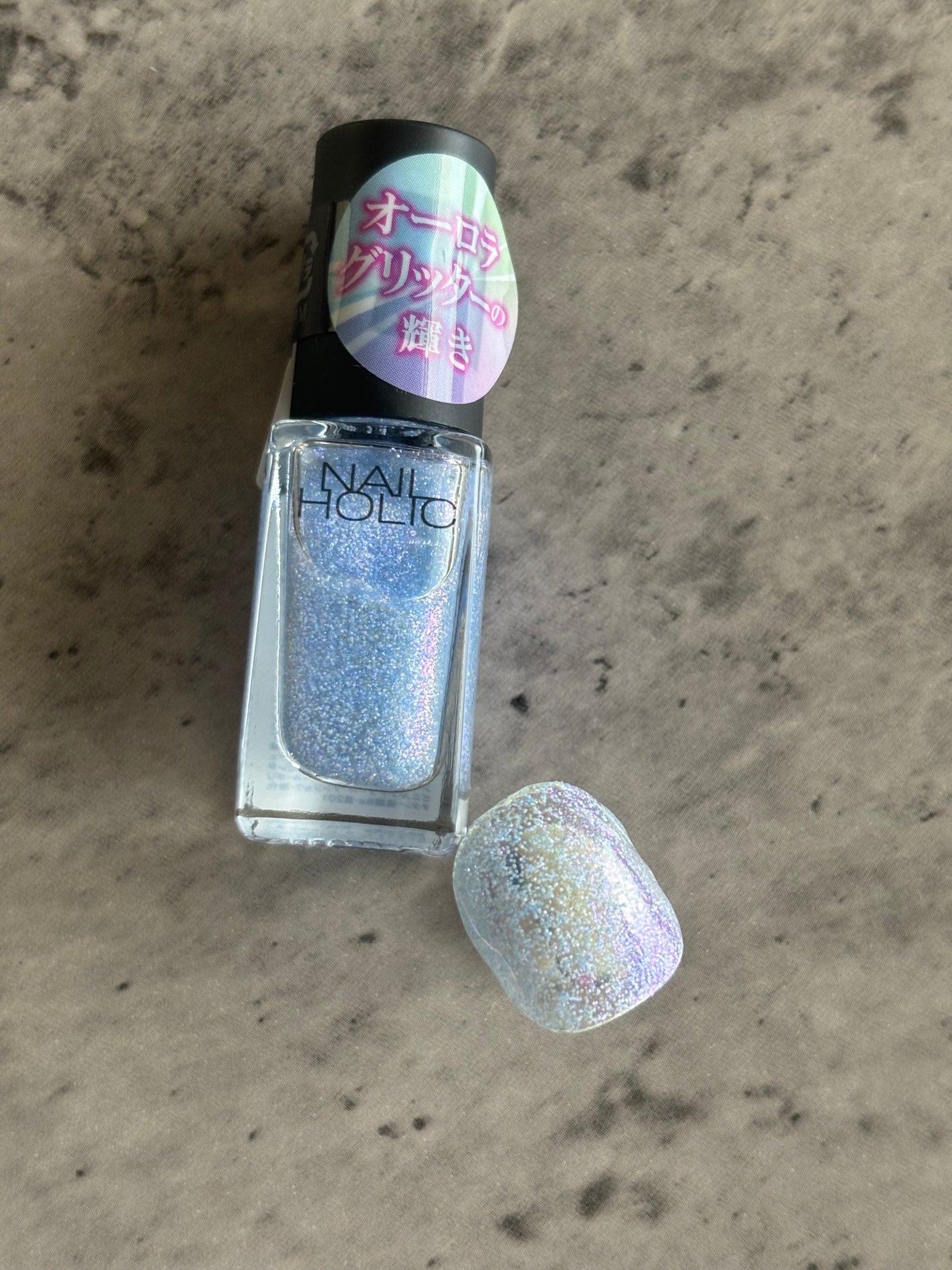 ネイルホリック Aurora Glitter/ネイルホリック/マニキュアを使ったクチコミ(1枚目)