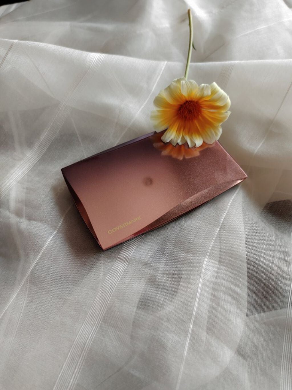 フローレス フィット/COVERMARK/クリーム・エマルジョンファンデーションを使ったクチコミ(3枚目)