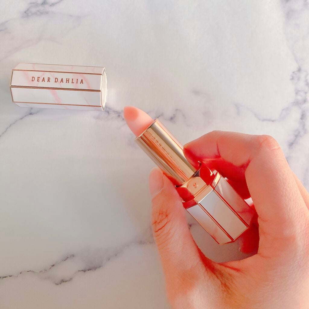 パラダイスブルーミングマルチバーム/DEAR DAHLIA/リップバームを使ったクチコミ(2枚目)