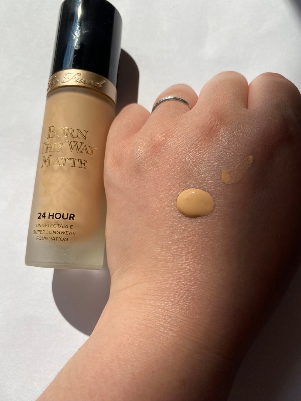 ボーン ディス ウェイ アンディテクタブル 24H マット ファンデーション/Too Faced/リキッドファンデーションを使ったクチコミ(2枚目)