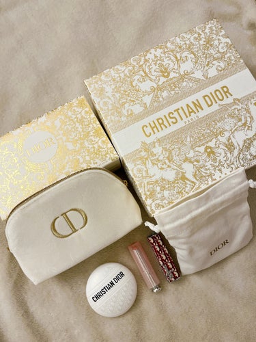 Dior ディオール アディクト クチュール リップスティック ケースのクチコミ「
DIOR

クリスマスコフレのリップケースと、
スキンケアのセット（ポーチ付き）

リップケ.....」（2枚目）