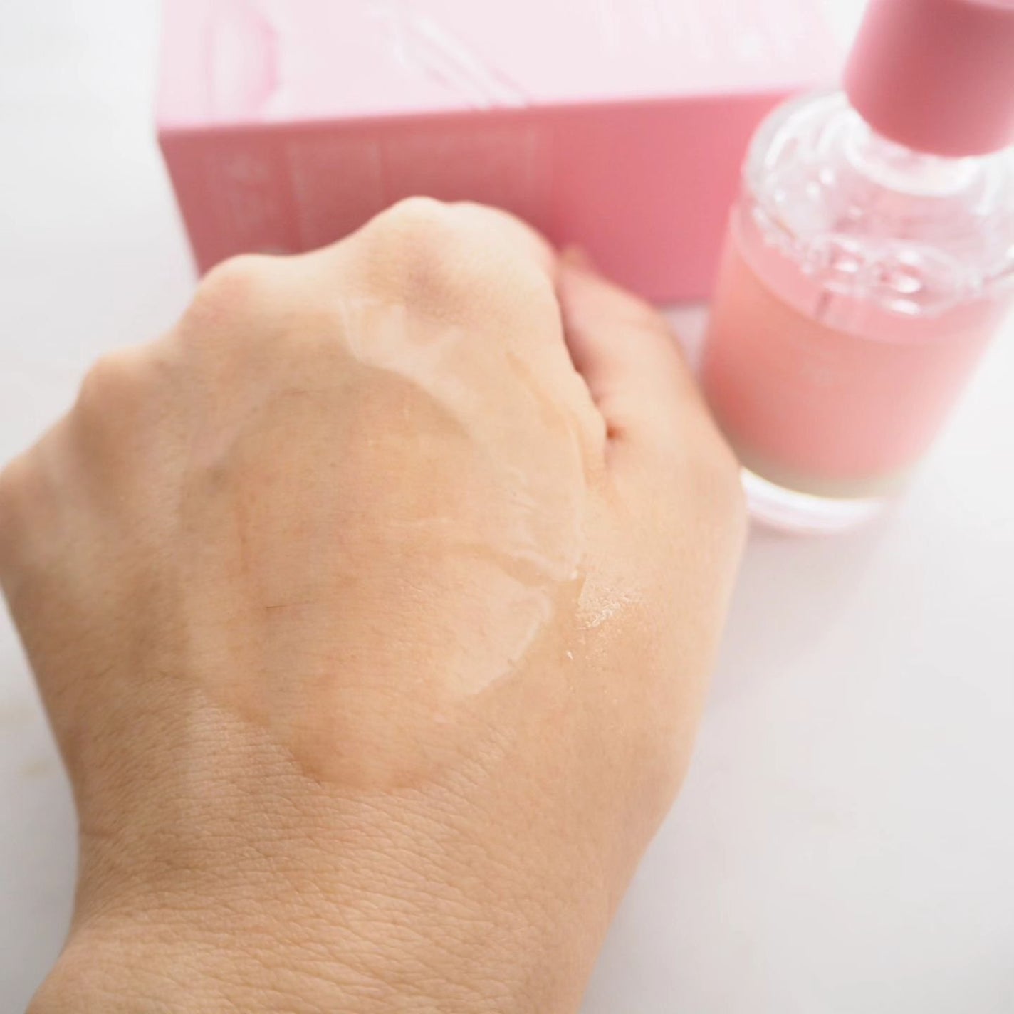 ピンクアロエムチンセラム/APRILSKIN/美容液を使ったクチコミ(5枚目)