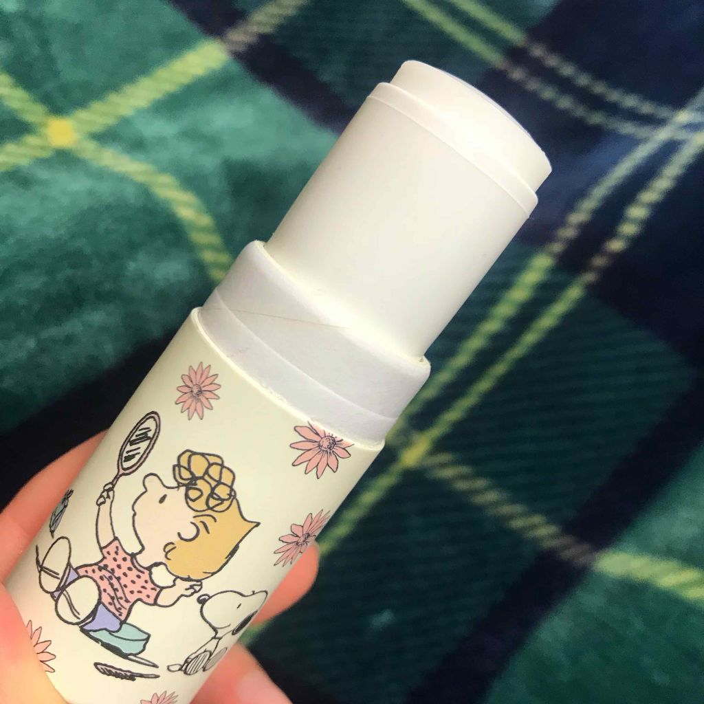 SHOBIDO スヌーピー ソリッドパフューム スティックタイプのクチコミ「見た目が可愛すぎるスヌーピーコラボ？の
練り香水をゲットしました〜🤗

4種類あって、私が選ん.....」（2枚目）