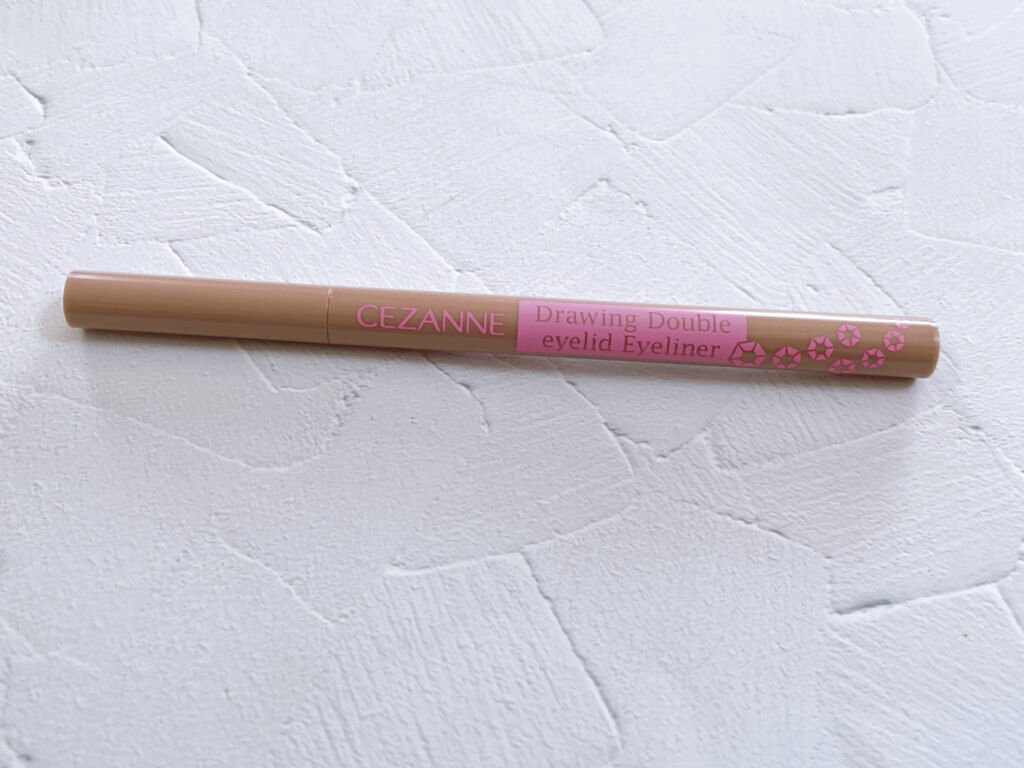 描くふたえアイライナー/CEZANNE/リキッドアイライナーを使ったクチコミ（1枚目）