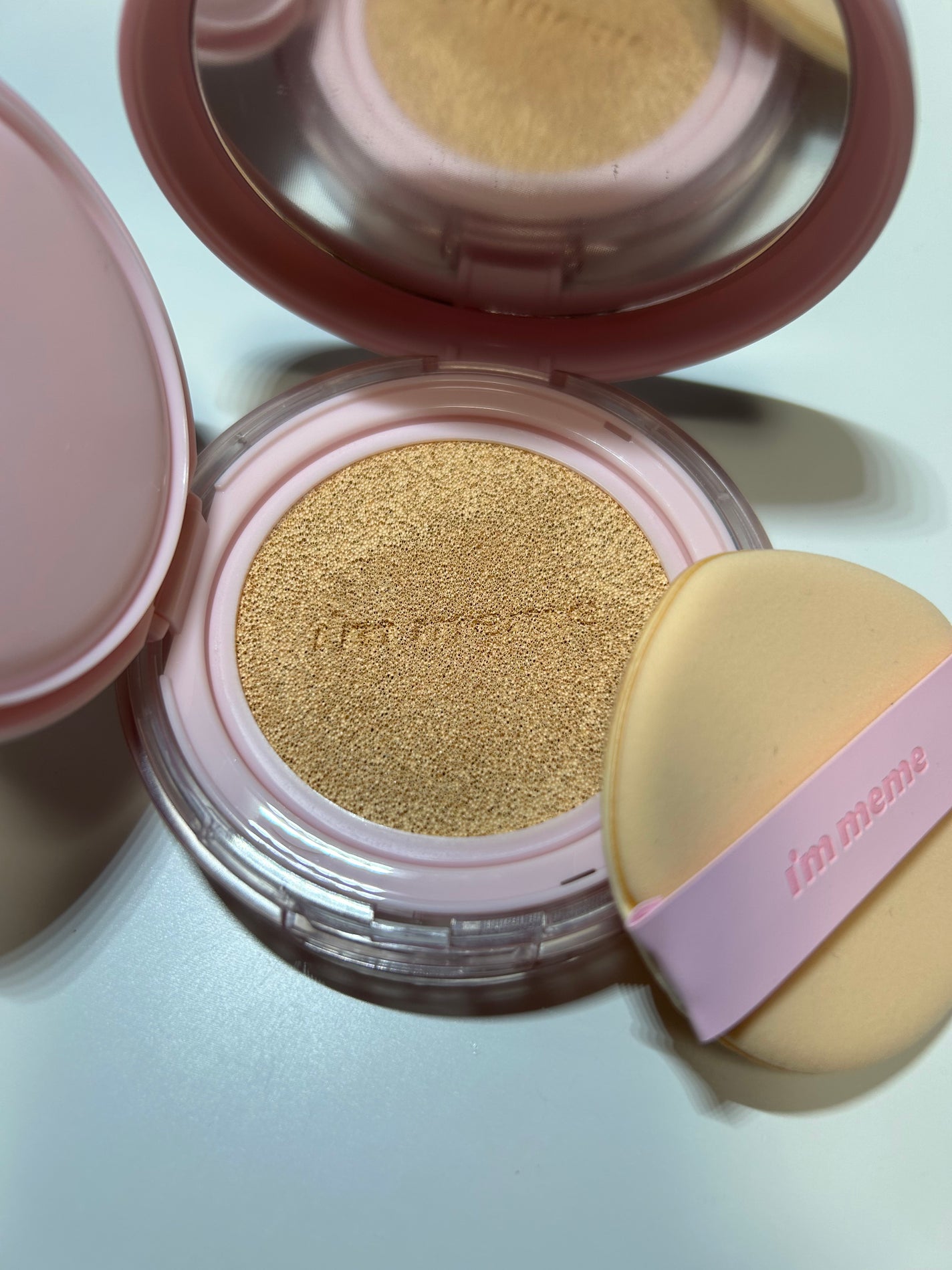 ワンダーベルベットラスティングクッション/i’m meme/クッションファンデーションを使ったクチコミ(2枚目)