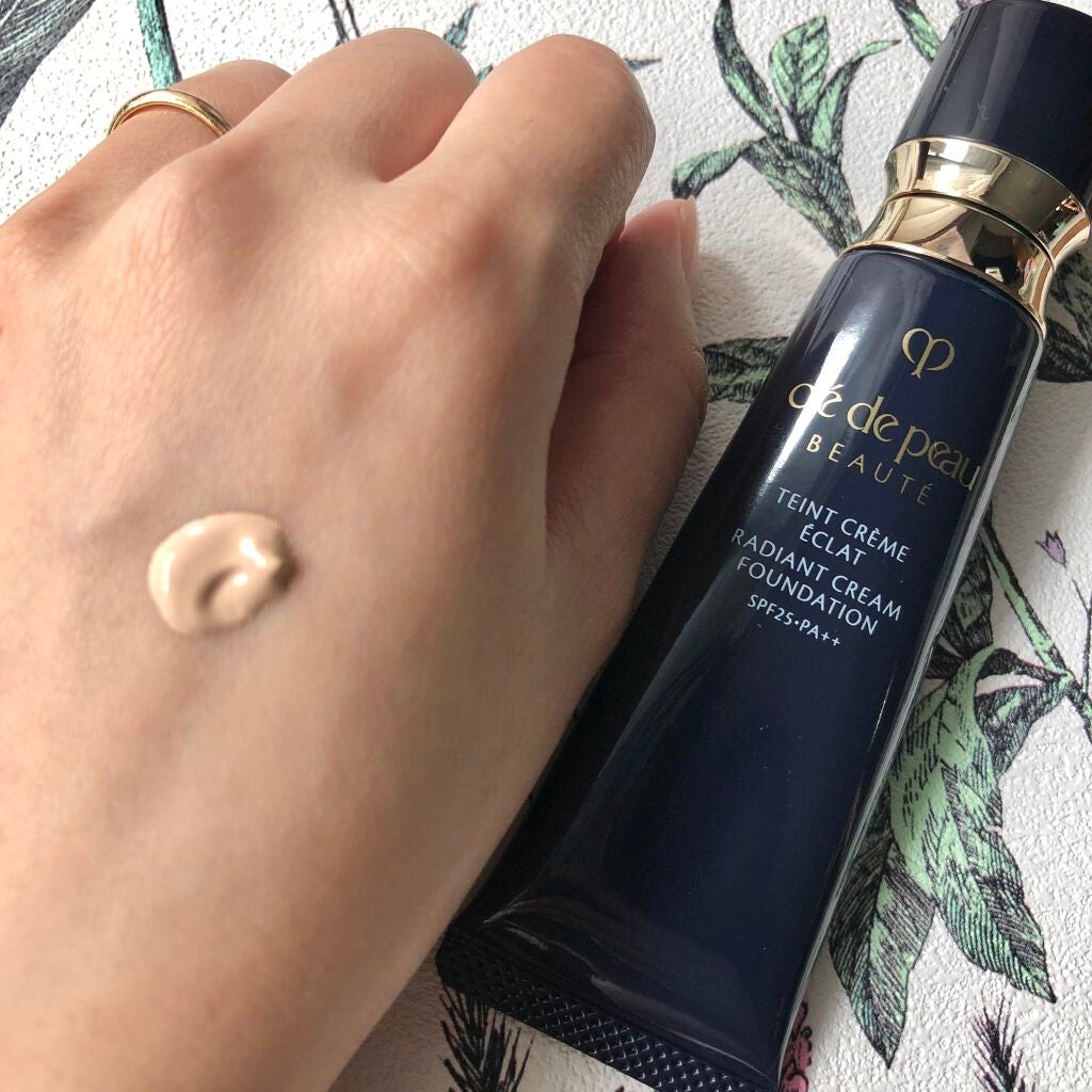 クレ・ド・ポー ボーテ タンクレームエクラn/クレ・ド・ポー ボーテ/クリーム・エマルジョンファンデーションを使ったクチコミ(4枚目)