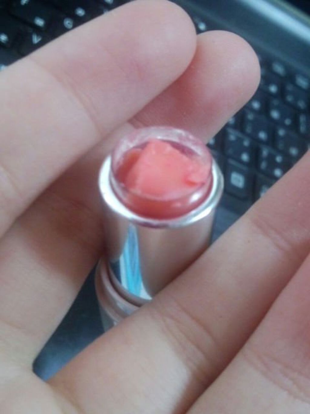 フェイクヌードリップ 02 惑わせコーラル/素肌記念日/リップティントを使ったクチコミ（2枚目）