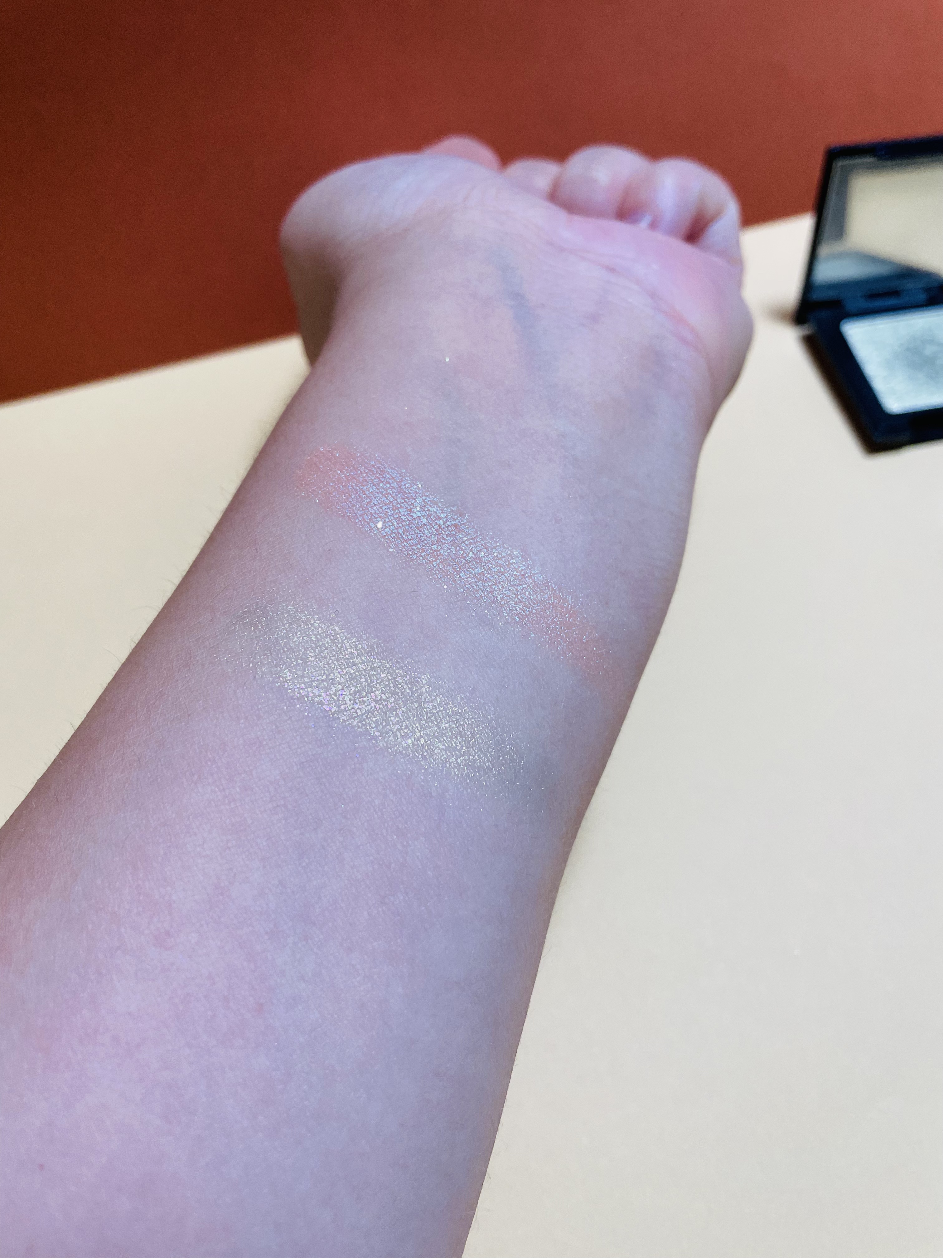 ラズル アイカラー 30 Killer pink/エレガンス ラズル /単色アイシャドウを使ったクチコミ（2枚目）