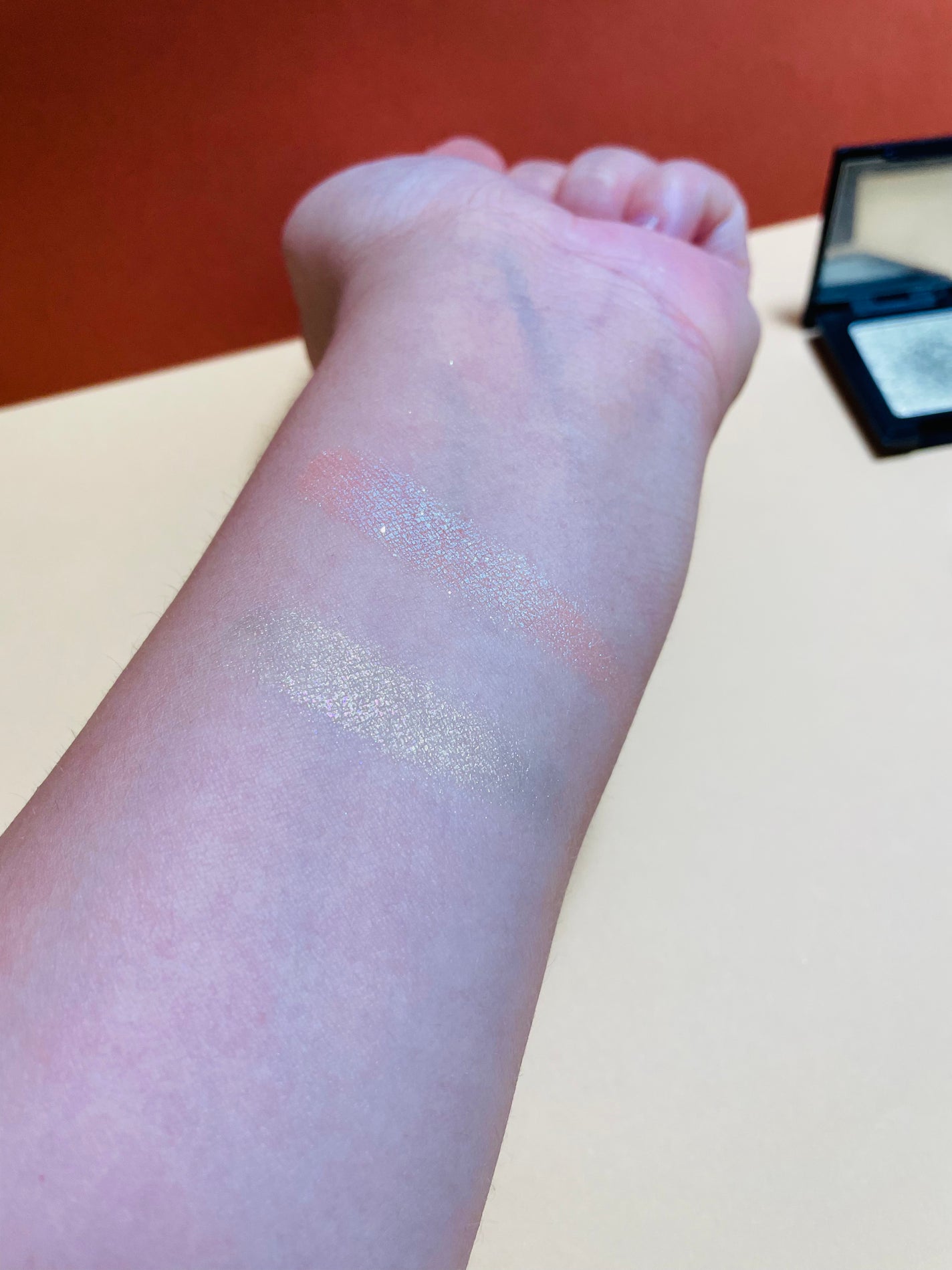 ラズル アイカラー/エレガンス ラズル /単色アイシャドウを使ったクチコミ(2枚目)