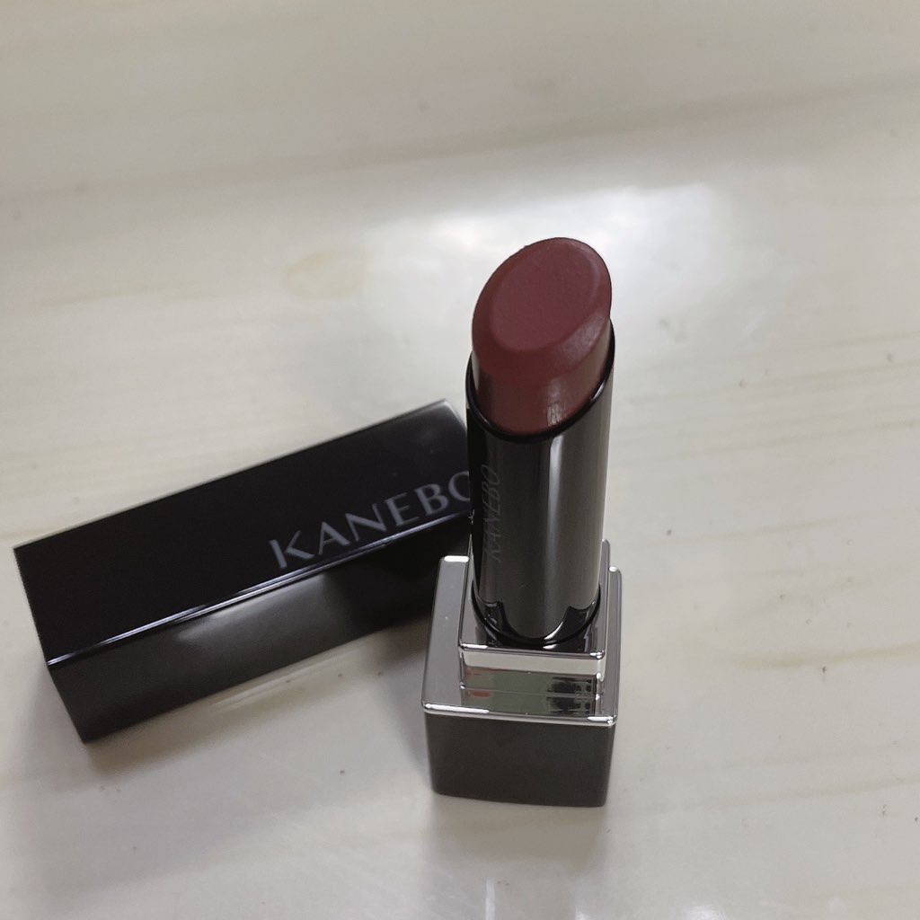 ルージュスターヴァイブラント V13 Earthy Brown/KANEBO/口紅を使ったクチコミ（3枚目）