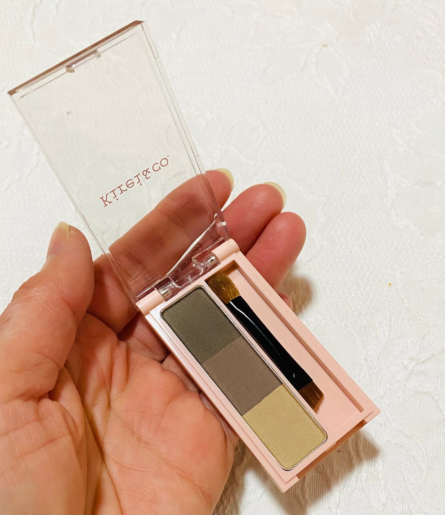 アイブロウパウダー/Kirei&co./パウダーアイブロウを使ったクチコミ(4枚目)