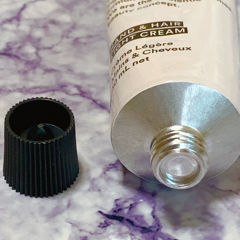 ハンド＆ヘア ライトセラム/AUTHENTIC BEAUTY CONCEPT/ハンドクリームを使ったクチコミ（2枚目）