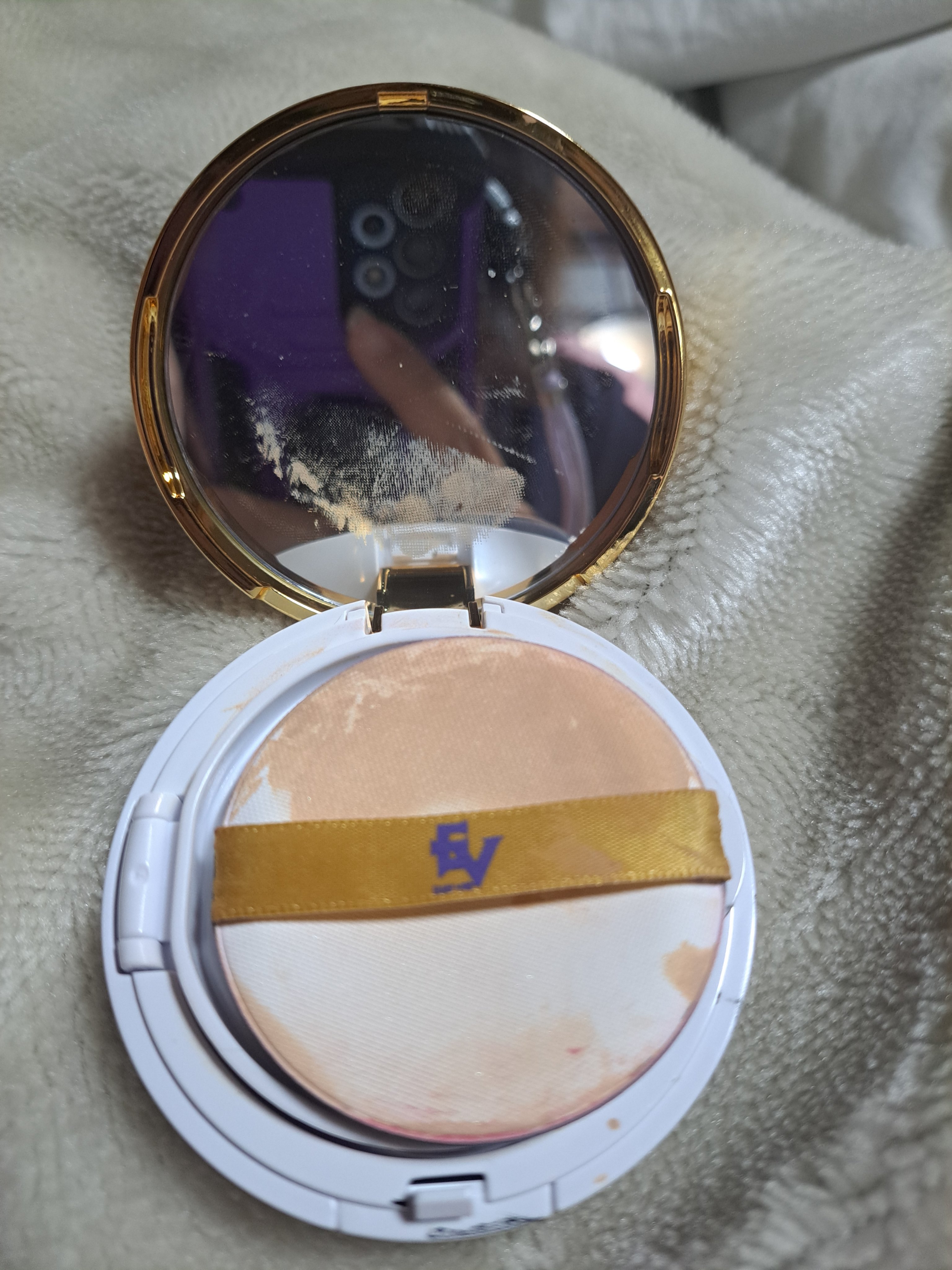 ELLe vle ファンデーション　21番/ELLeVIe/リキッドファンデーションを使ったクチコミ（2枚目）